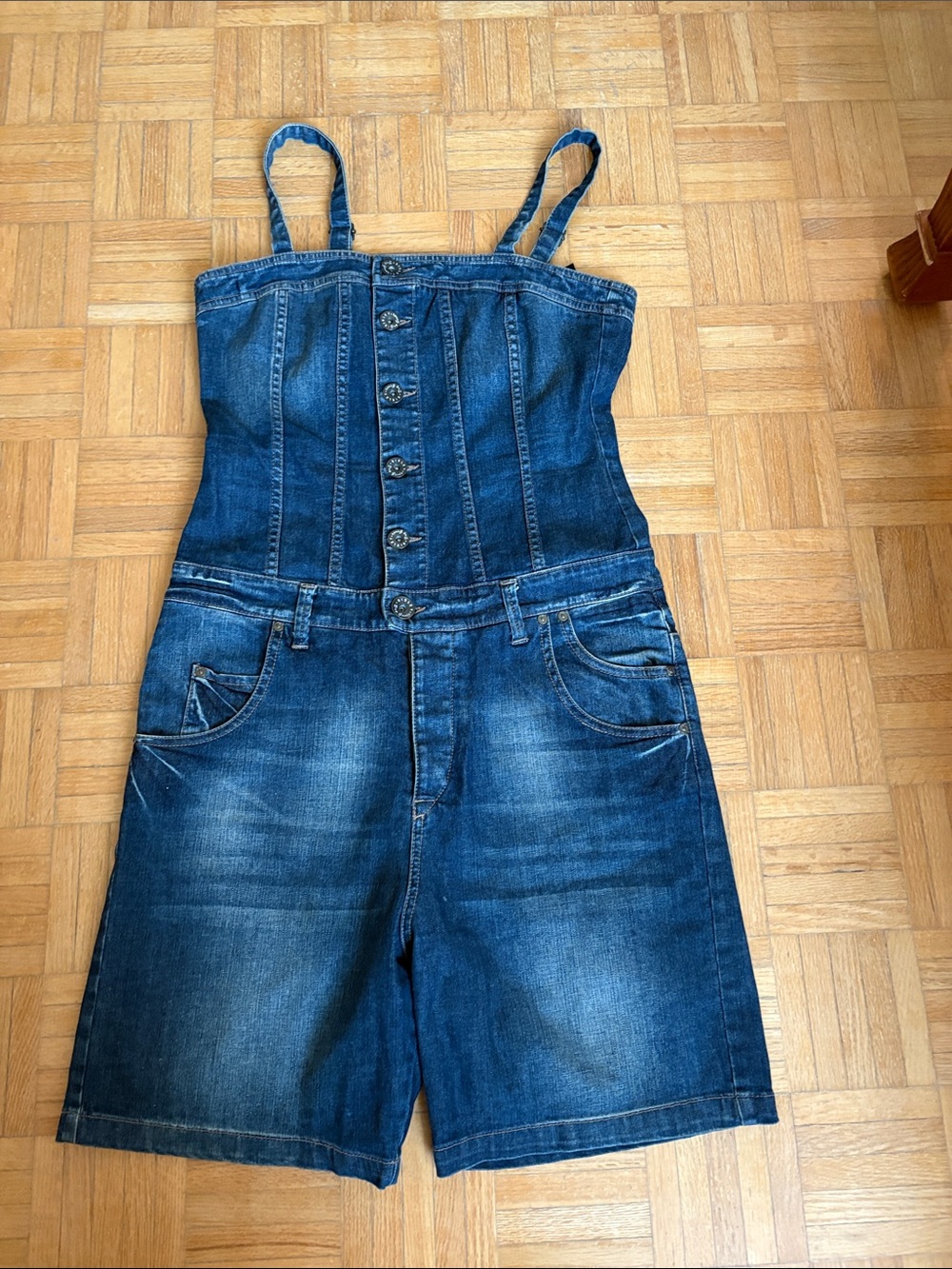 Sisley Denim Button-Front Romper Jumpsuit in Dark Blue